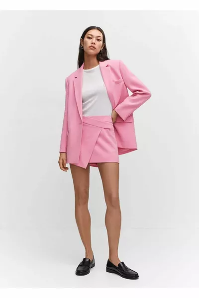 تنورة قصيرة مغلف