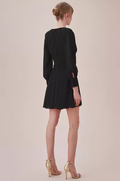 أسود كم طويل عميق الخامس الرقبة الشيفون البسيطة اللباس