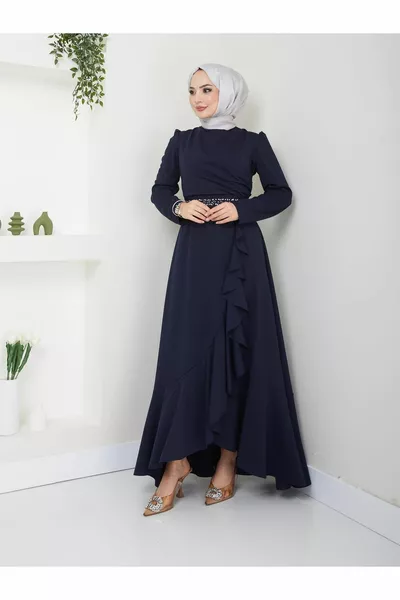 فستان سهرة محجاب مع تنورة منتفخة وحزام بالحجارة 