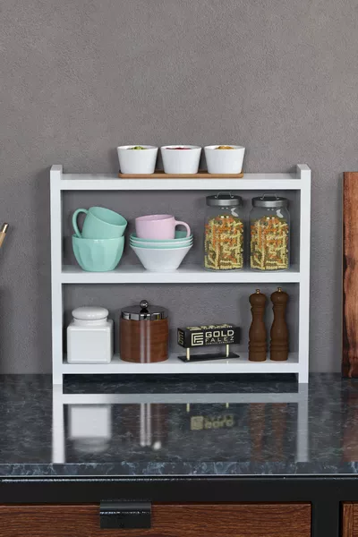 Organizer da cucina bianco da banco e scaffale