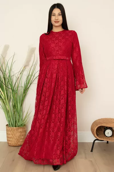 Sinem  والون الدانتيل اللباس