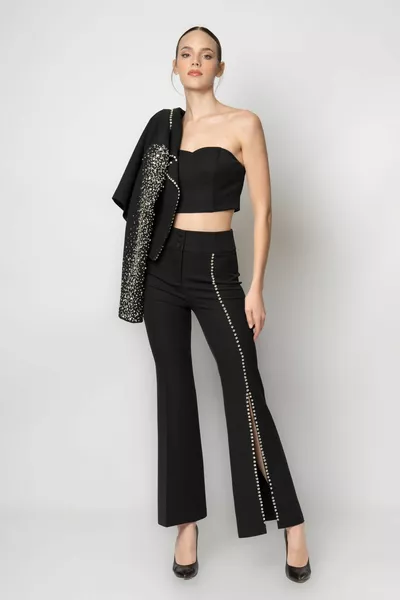 Панталон с раирани камъни и ръкави с каменни проблясъци, креп яке, панталон, кроп тройна вечерна рокля комплект