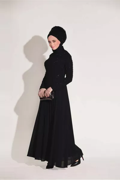 Women's black sequin and pearl embroidered evening dress 