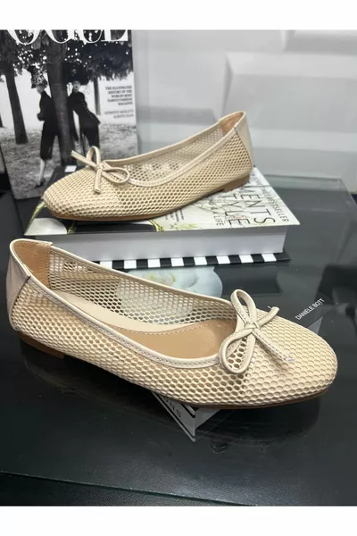 Dettaglio foro ballerine