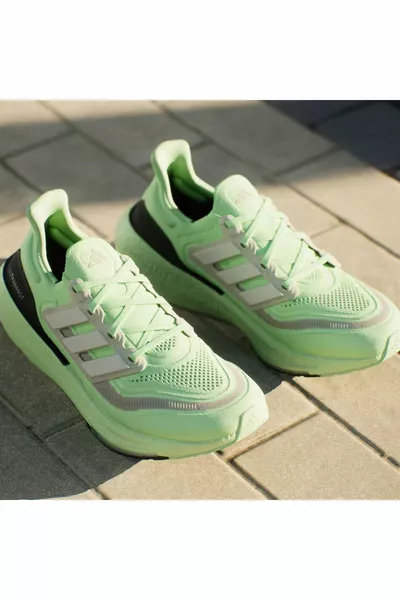 Ultraboost Light