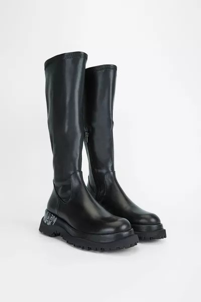 أحذية نسائية سوداء من الجلد الطبيعي