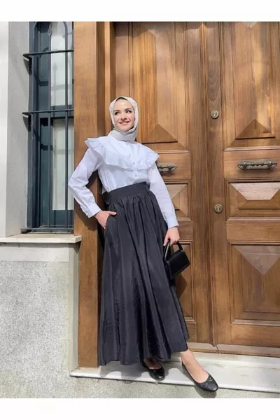 Black Drawstring Pocket Balloon Skirt