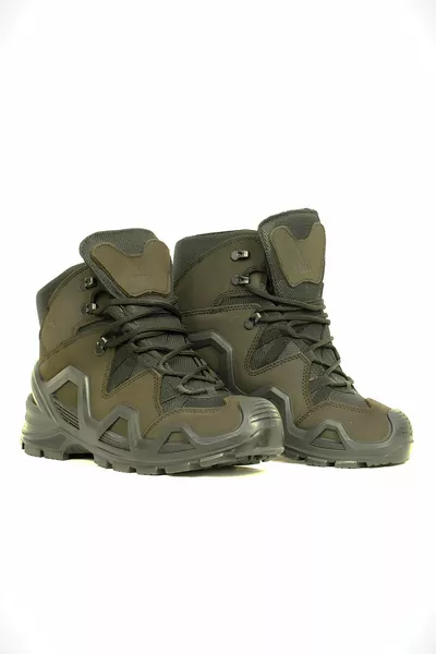 GUARD RS أحذية خارجية من جلد الغزال المقاوم للماء