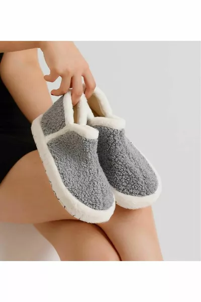 КОПРИНЕНАТА ДАМСКА НЕХЛЪЗГАЩА СЕ ПОДМЕТКА НЕ ИЗДАВА ШУМ ПЛЮШЕНИ ПУХКАВИ ДОМАШНИ БОТУШИ PANDUF