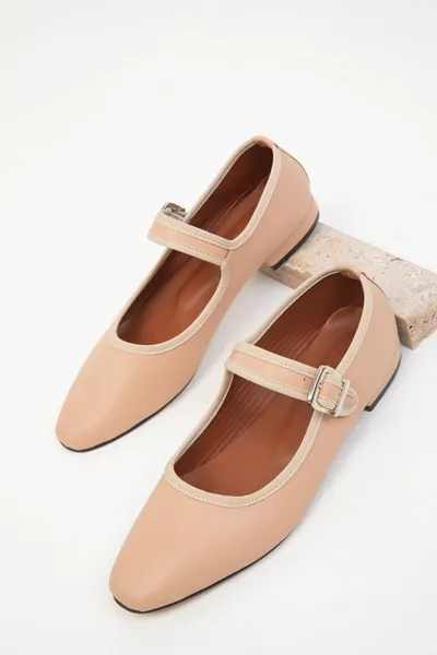 Nude Women's Ballet Flats 