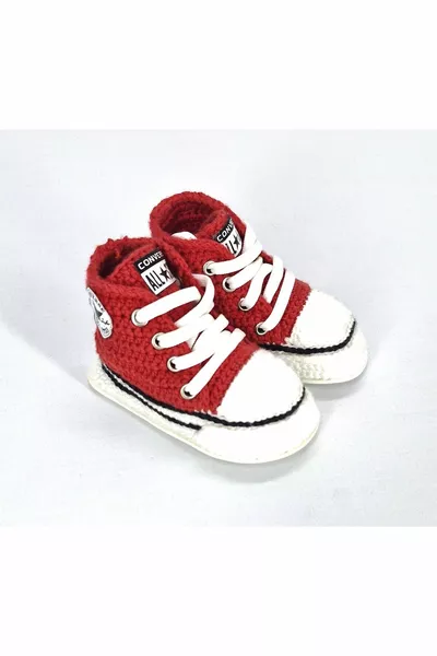 Ръчно плетени бебешки ботуши със силиконова подметка