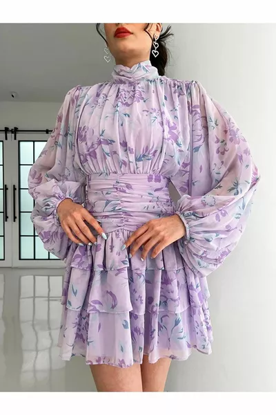 الوقوف خط العنق رايات الظهر مفصلة الأزهار منقوشة أرجواني البسيطة الشيفون اللباس