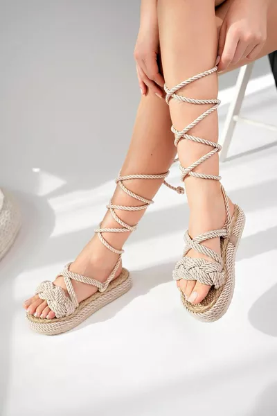 Chaussures Femme Crème avec Laçage Semelle Rembourrée