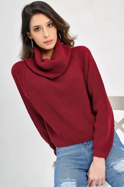 كنزة نسائية قصيرة من صوف سلانيك برقبة مائية 