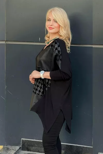 Houndstooth Pattern Faux Leather Detailed Blouse