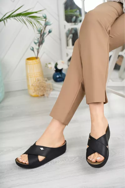 صندل نسائي يومي أرثوبيدي أناتوميكي ليري