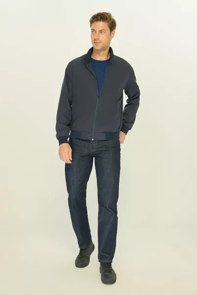 Men's Windproof Ultra-Light High Collar Black Seasonal Sports Jacket