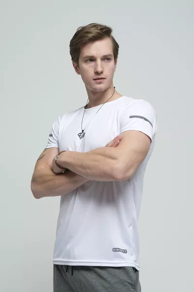 T-shirt sportiva da uomo Cappi in micro poliestere Slim Fit per allenamento performance