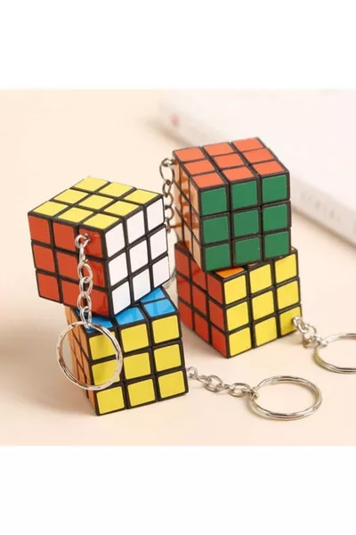 1 cube Rubik mini pour clé, cube de patience 3 x 3 cm, 1 pièce.
