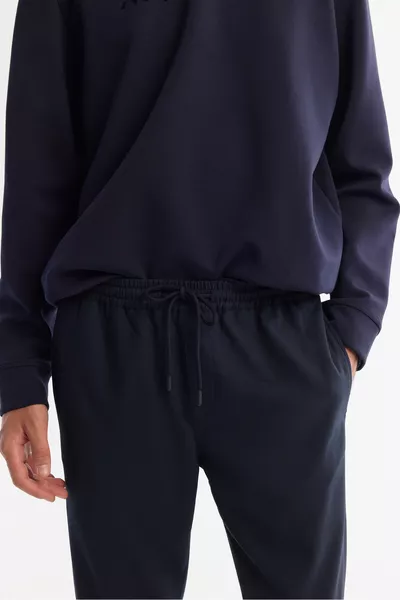 Pantalon Jogger Homme Bleu Foncé Taille Élastique avec Cordon et Bas Double, Coupe Décontractée 