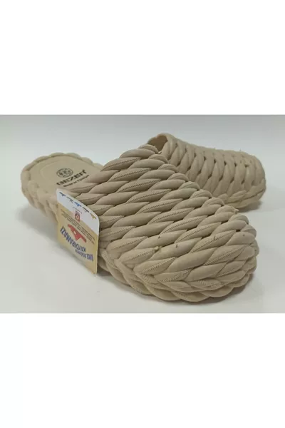 Antislip Plastic Comfortabele en Lichte Gesloten Slippers voor Natte Vloeren