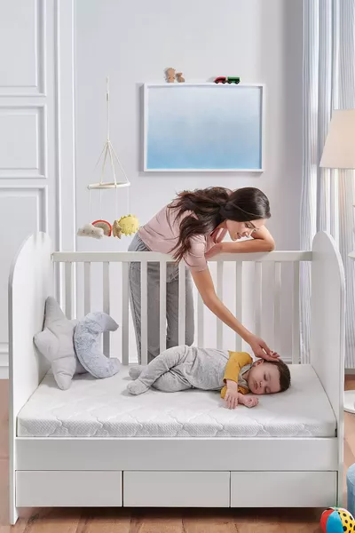 Twiny Yıkanabilir Kılıflı Sünger Bebek Yatağı