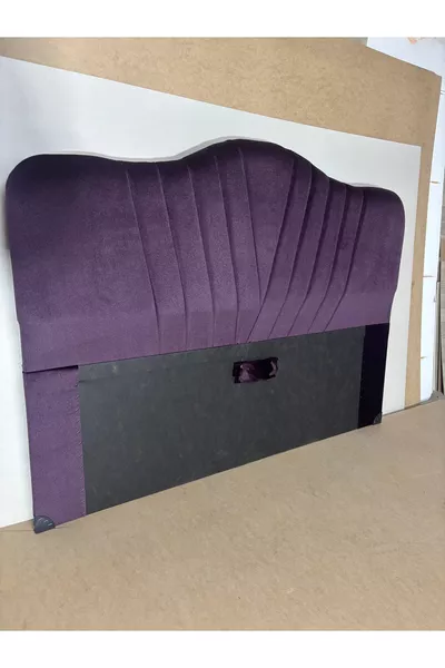 سرير مزدوج مع رأس سرير (من صانعة نسائية)