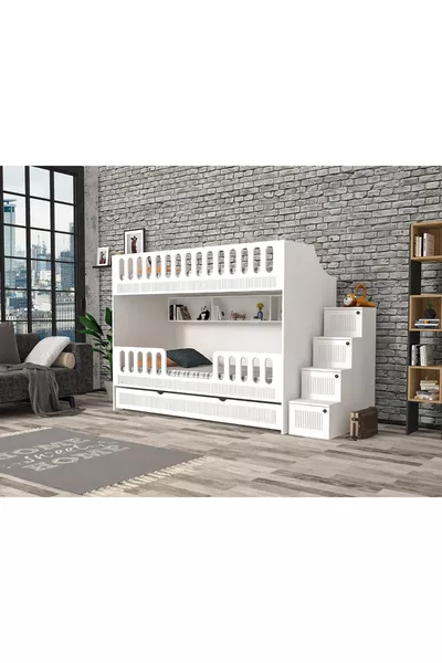 Кровать-чердак с местом для ребенка для подростковой комнаты