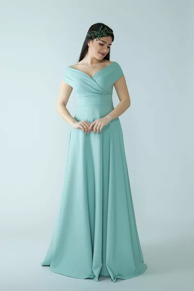 قوارب الكاياك مزدوجة الصدر طوق منخفض الكتف المنسوجة المتدفقة النسيج ماكس طول دعوة والتخرج وسهرة اللباس