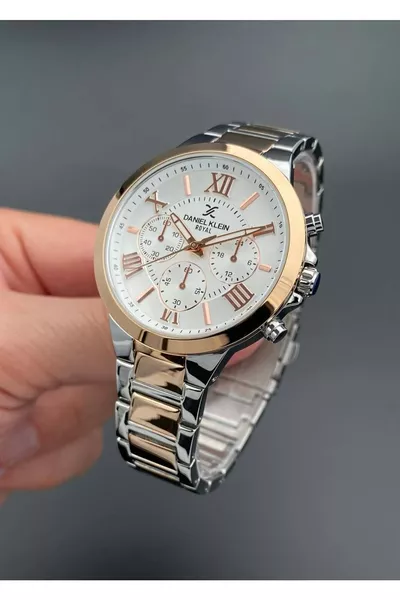 Women's Wristwatch Rose Silver Color 3 ATM Water Resistance