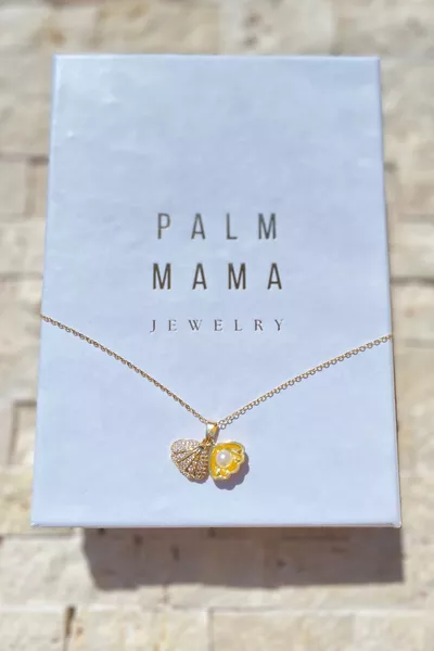 Palm Mama Jewelry Shell Pearl Minimal Gold Chain Necklace with Zircon Stone, Stainless Steel, BOXED
