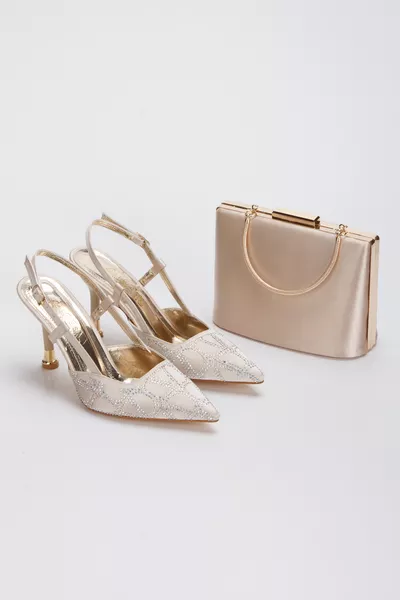 طقم حقيبة وحذاء سهرة نسائي مرصع بالحجارة وتفصيلات ذهبية ساتان