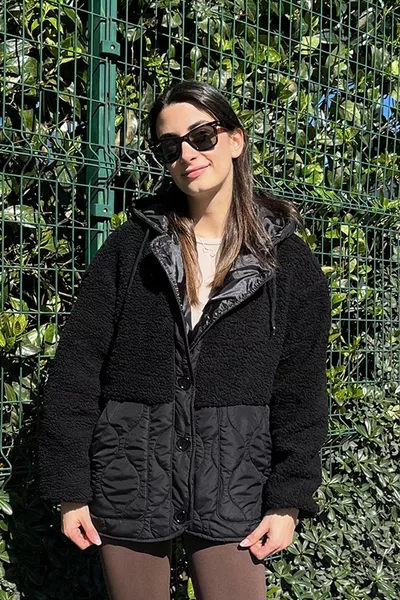 Черная свободная куртка с плюшевой подкладкой