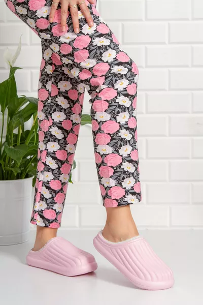 نعل منزلي موظفات فلورا مغلق داخليًا بفرو للشتاء للجنسين مقاوم للماء