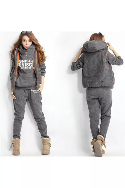 طقم نسائي ثلاثي أنيق ومريح للشتاء اليومي