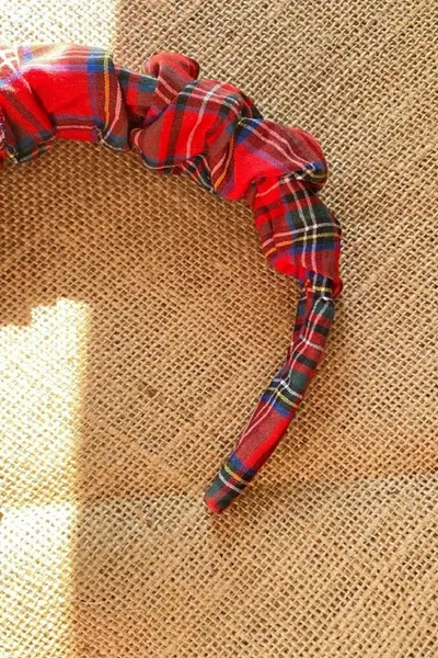 New Year Special Plaid & Tartan Pattern Crown