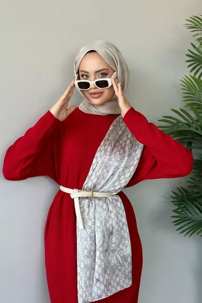 Abito in maglia a coste bordeaux