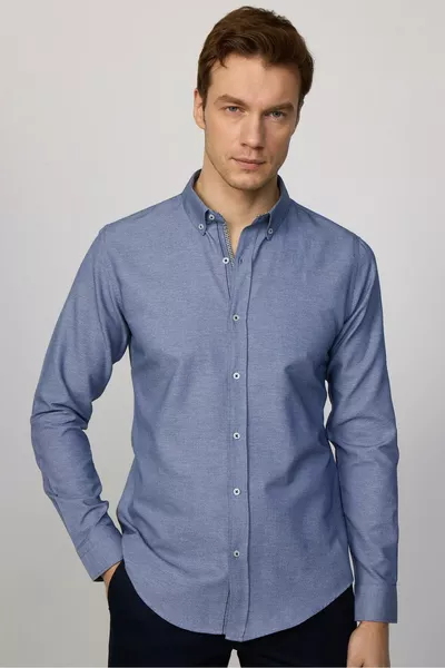 قميص رجالي قطني سهل الكي، بأكمام طويلة، ياقة بأزرار، بقصة ضيقة