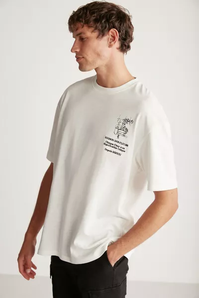 T-shirt da uomo Alonzo oversize in cotone % con ricamo e stampa color ecrù