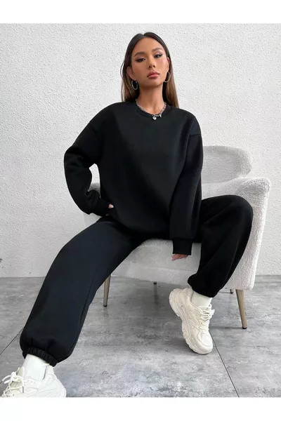 طقم رياضي نسائي بأكمام واسعة وياقة دائرية شتوي مبطن بالقطن