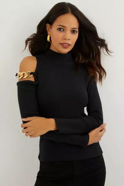 Maglia Donna Nera con Spalle Scoperte e Catena 