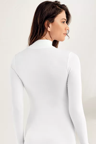 Бяло боди с дълъг ръкав и поло яка -by