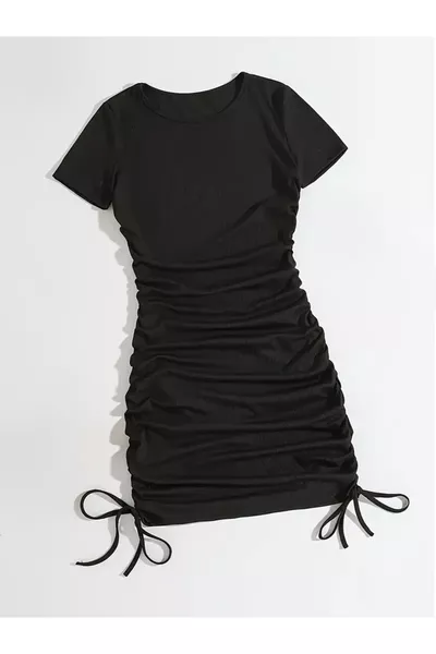 فستان قصير بأكمام قصيرة ومطاط