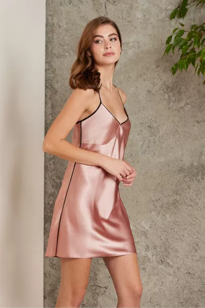 Ensemble de trousseau de mariée en satin quatre pièces - 