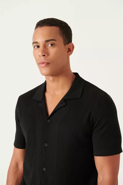 Men's Black Cuban Collar Buttoned Knitwear T-shirt 