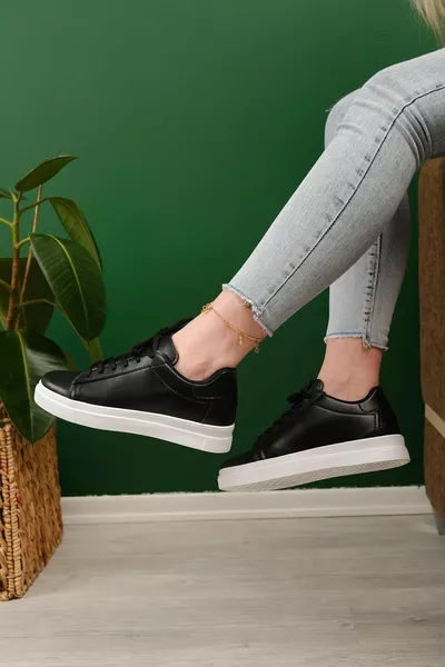Erda Basic Lace-Up Women's Sneakers