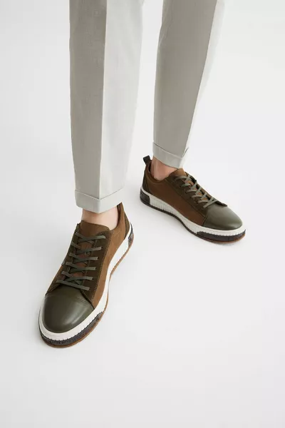 Мужская повседневная обувь цвета хаки из натуральной кожи