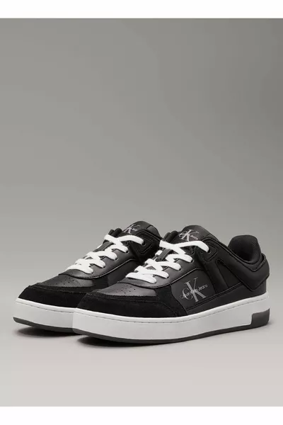 حذاء رياضي نسائي أسود GM