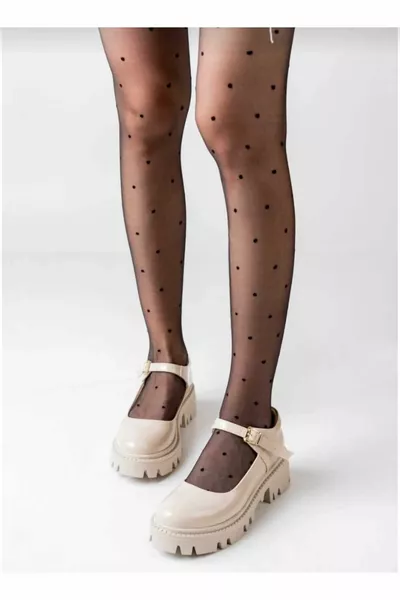 البيج براءات الاختراع والجلود المرأة ماري جين العظام أحذية الكسول عارضة