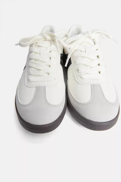 Scarpe da ginnastica retrò